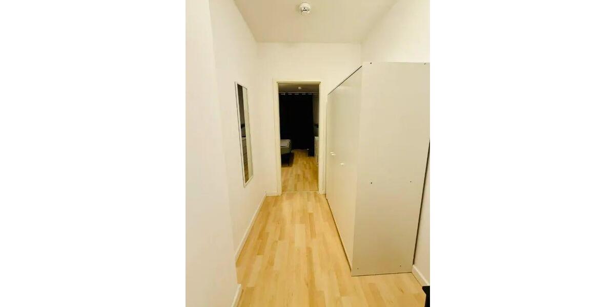 Etagenwohnung Berlin Lichtenberg - 1 Zimmer, 25 m&sup2;, 900&euro; | Angebot:26193295