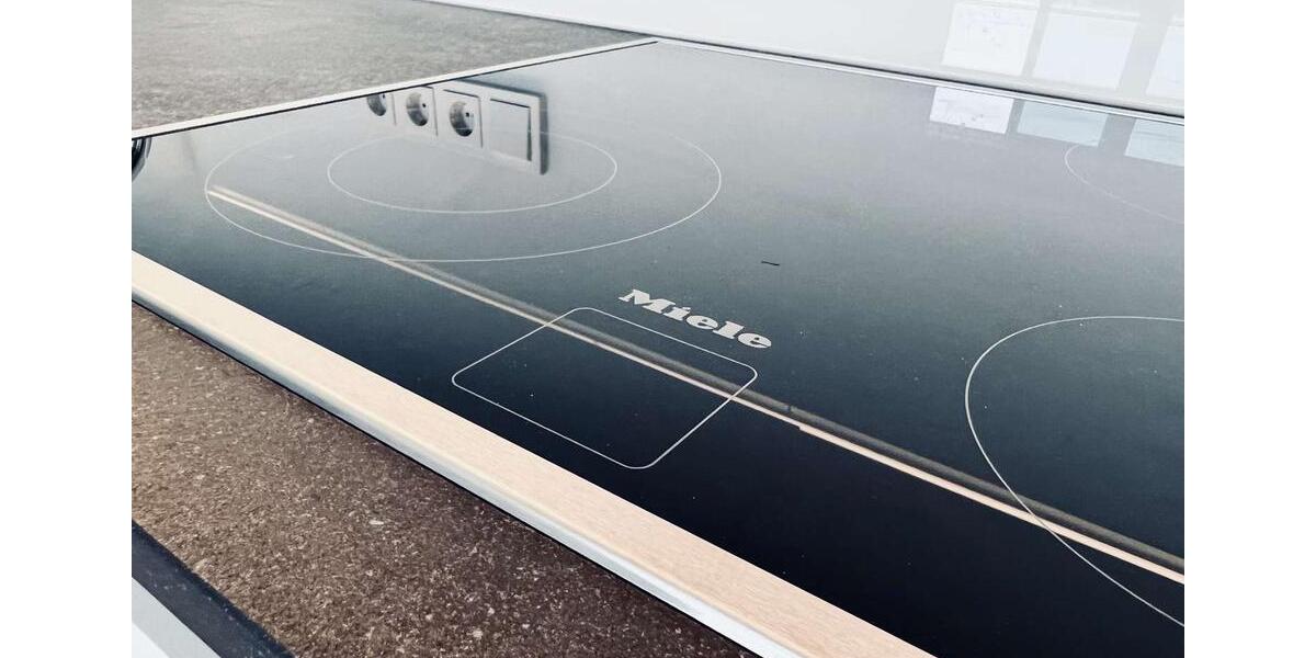 Dachgeschoßwohnung Berlin Tempelhof-Schöneberg - 2 Zimmer, 83 m&sup2;, 2.280&euro; | Angebot:25349709