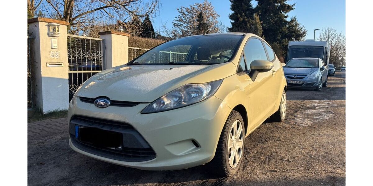 Ford Fiesta 79.000 km 4.900 &euro; Berlin 12557