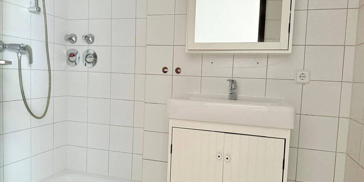 Etagenwohnung Berlin Kladow - 4 Zimmer, 119 m&sup2;, 1.100&euro; | Angebot:26544873