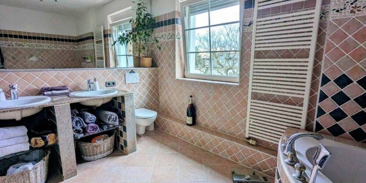 Mehrfamilienhaus, Wohnhaus Berlin Spandau - 1 Zimmer, 302 m&sup2;, 3.900&euro; | Angebot:26896877