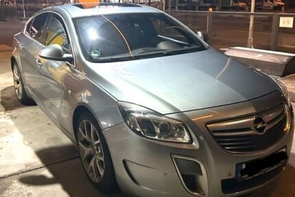 Opel Insignia 157.000 km 7.599 &euro; Berlin 12353