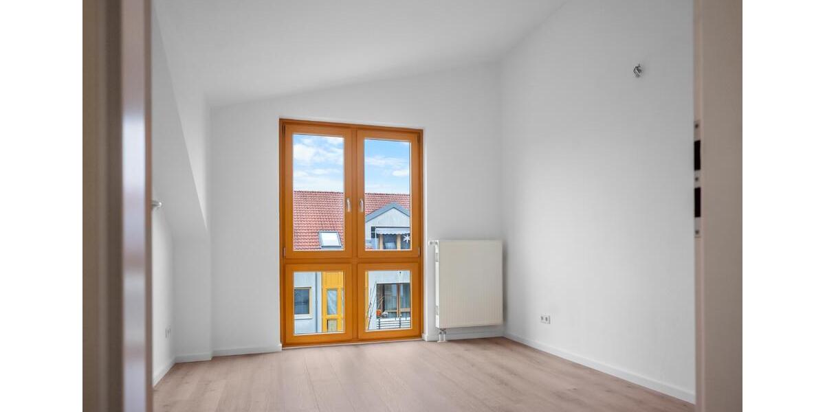 Dachgeschoßwohnung Panketal - 2.5 Zimmer, 57 m&sup2;, 890&euro; | Angebot:24813457