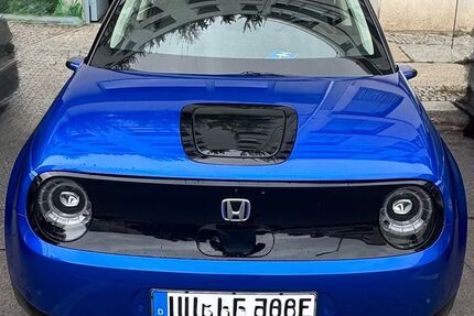 Honda e 12.490 km 18.500 € Berlin 10178
