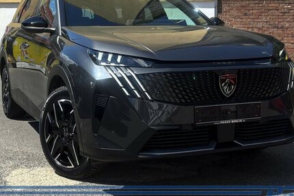 Peugeot 5008 Hybrid 136 GT 7 Sitzer Panorama 22.659 km 31.990 &euro; Berlin 13187