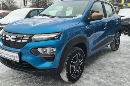Dacia Spring 7.040 km 14.666 &euro; Berlin 13599