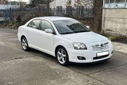 Toyota Avensis 381.116 km 2.790 &euro; teltow 14513