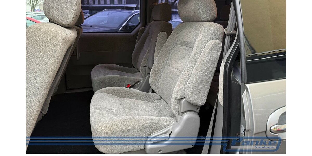 Kia Carnival 2.9 CRDi EX Aut.*6Sitz*Export*Pano*SHZ* 208.364 km 4.490 &euro; Berlin 13187