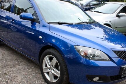 Mazda 3 124.400 km 3.599 € Berlin 13057