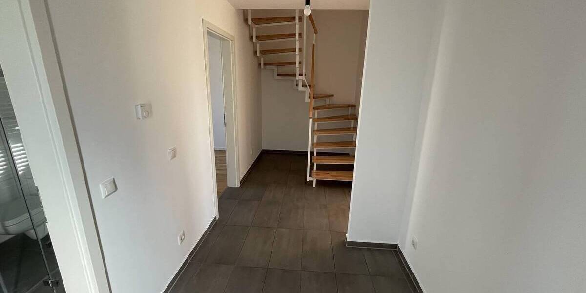 Doppelhaushälfte Schöneiche bei Berlin - 6 Zimmer, 140 m&sup2;, 2.300&euro; | Angebot:25910518