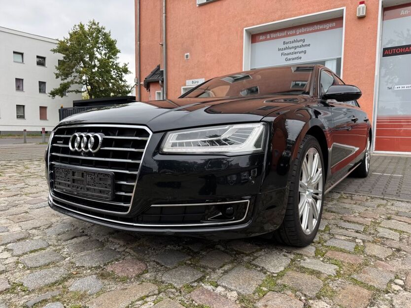 Audi A8 183.266 km 23.999 € Berlin 12351