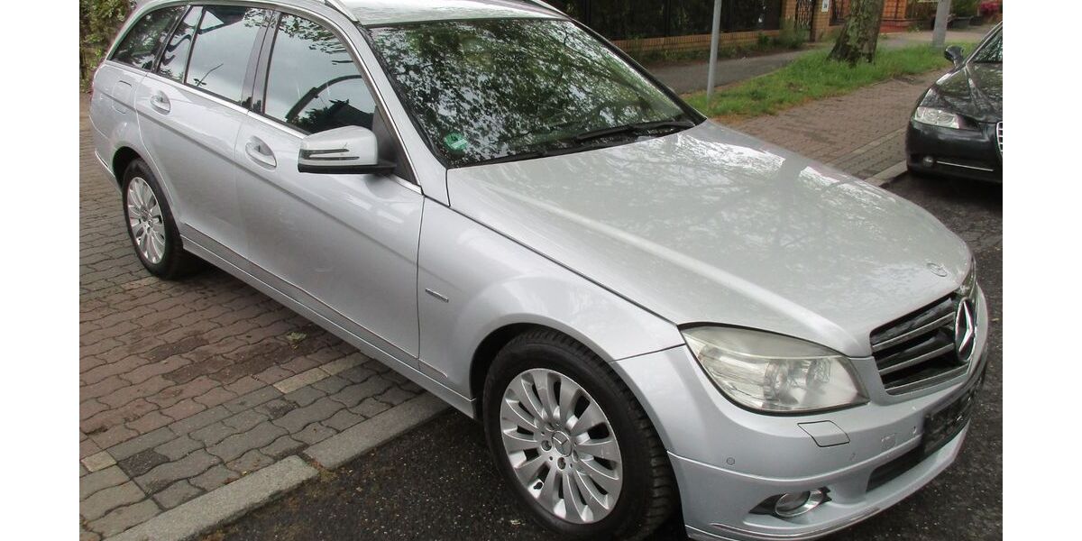 Mercedes-Benz C 250 301.000 km 2.650 &euro; Berlin 12357