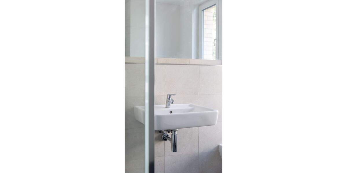 Terrassenwohnung Berlin Neukölln - 2 Zimmer, 65 m&sup2;, 1.315&euro; | Angebot:24784203