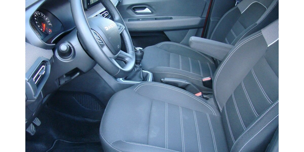 Dacia Jogger 1.0TCe Expression 110 LED Tempomat Kamera T 23.521 km 17.980 &euro; Falkensee 14612