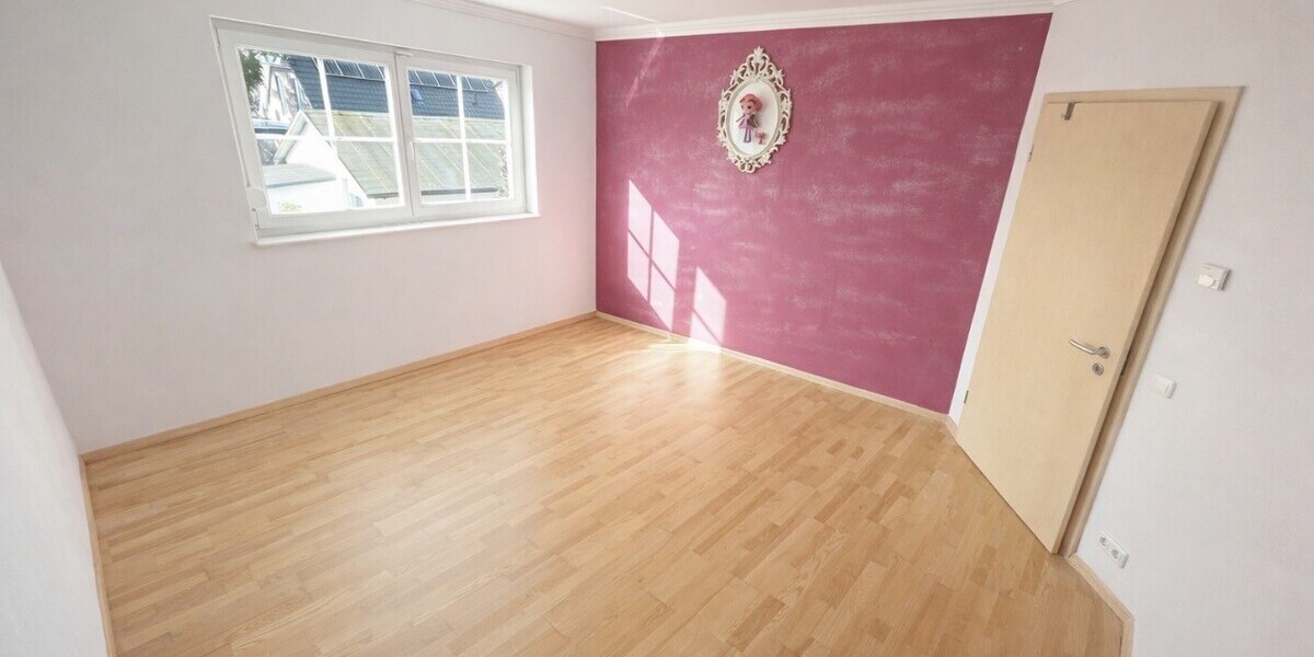 Berlin-Biesdorf: Stilvolle Stadtvilla auf 490 m² GST inkl. Terrasse & Garten in ruhiger Wohnlage ! - Einfamilienhaus Berlin / Biesdorf Biesdorf | Angebot:25871728