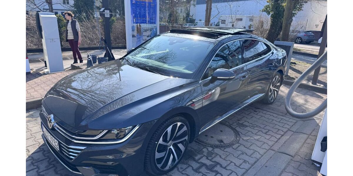 VW Arteon 129.122 km 22.999 &euro; Berlin 12309