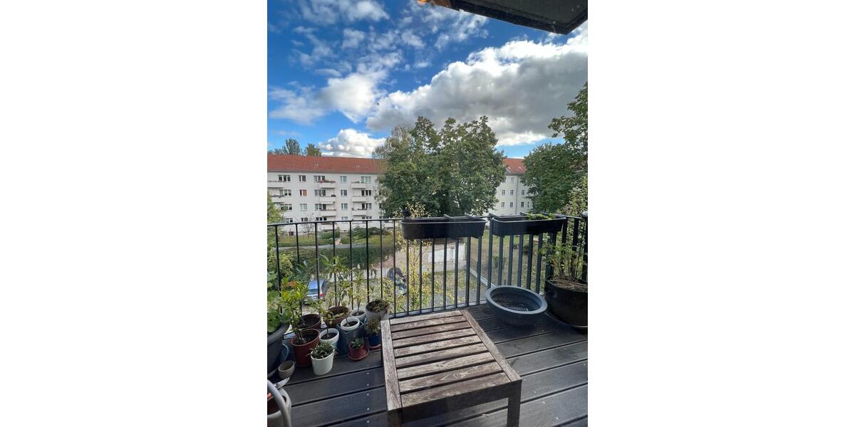 Etagenwohnung Berlin Rummelsburg - 4 Zimmer, 101 m&sup2;, 2.150&euro; | Angebot:25406000