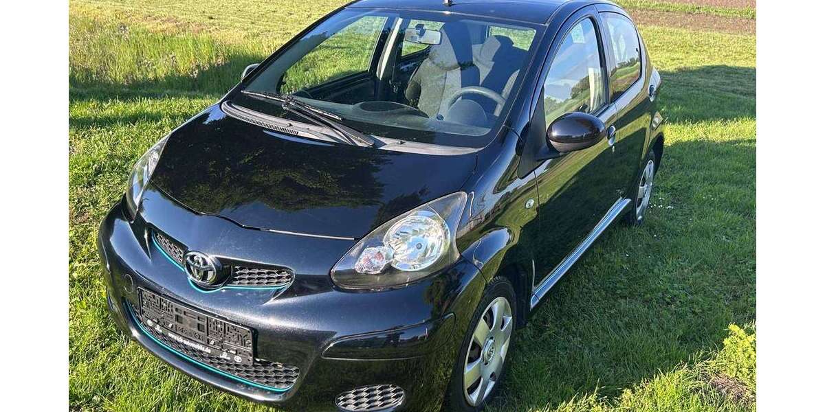 Toyota Aygo 66.900 km 4.990 &euro; Berlin, Stadt 10119
