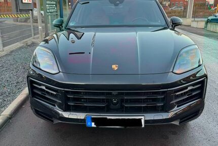 Porsche Cayenne 13.900 km 119.200 € Berlin 14199