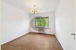 Gepflegtes Umfeld, attraktiver Grundriss, großzügiger Balkon, Aufzugsanbindung...
