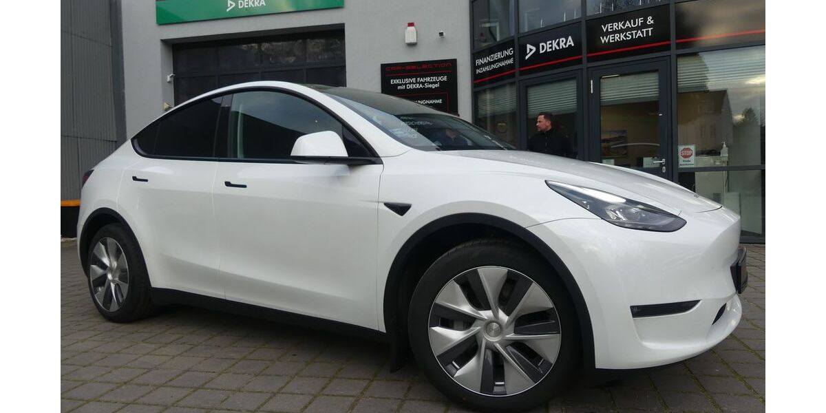 Tesla Model Y 39.436 km 38.400 € Berlin 13156