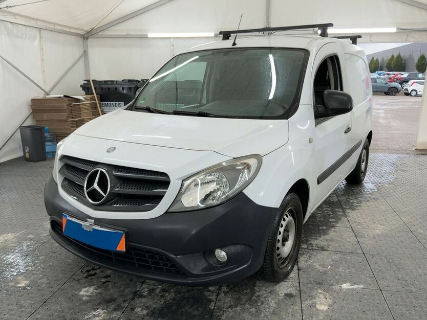 Mercedes-Benz Citan 129.631 km 6.200 € Berlin 13127
