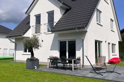 Haus Berlin Heinersdorf - 4 Zimmer, 154 m&sup2;, 3.234&euro; | Angebot:26051950