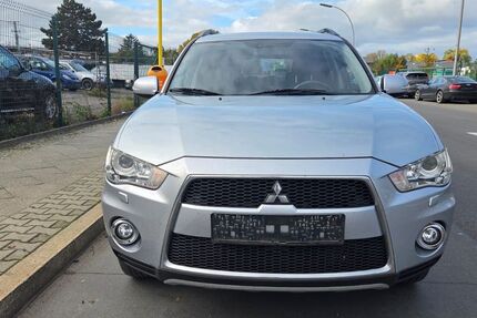 Mitsubishi Outlander 219.361 km 4.299 € Berlin 13597