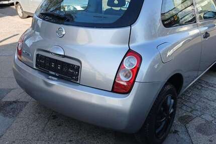 Nissan Micra 85.700 km 1.890 &euro; Berlin 13359