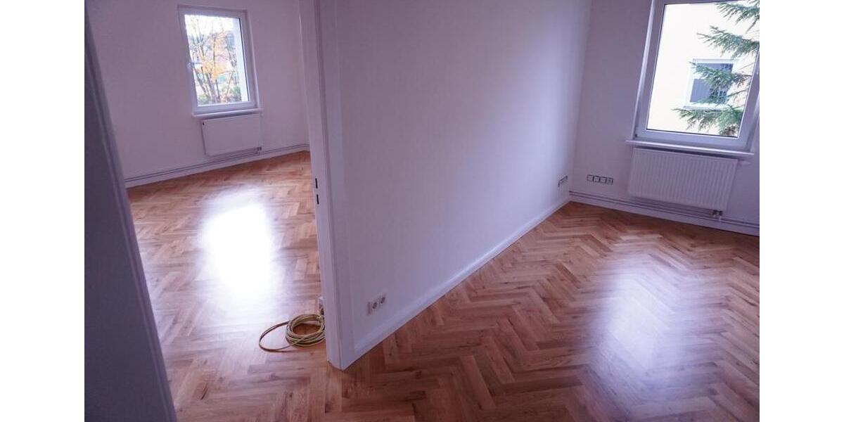 Etagenwohnung Wandlitz - 5 Zimmer, 130 m&sup2;, 1.950&euro; | Angebot:25907028