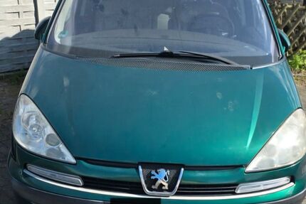 Peugeot 807 260.000 km 740 € Schönefeld 12529