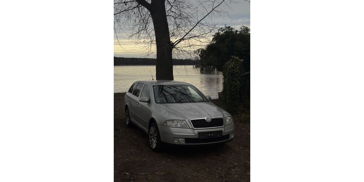Skoda Octavia 179.000 km 3.500 &euro; Berlin 12527