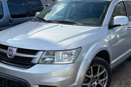 Fiat Freemont 253.000 km 4.950 &euro; Berlin 10245