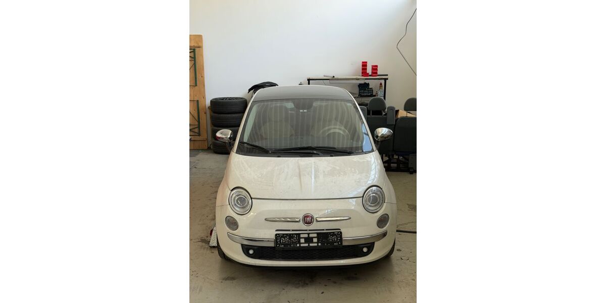 Fiat 500 69.200 km 8.999 &euro; Berlin 12277