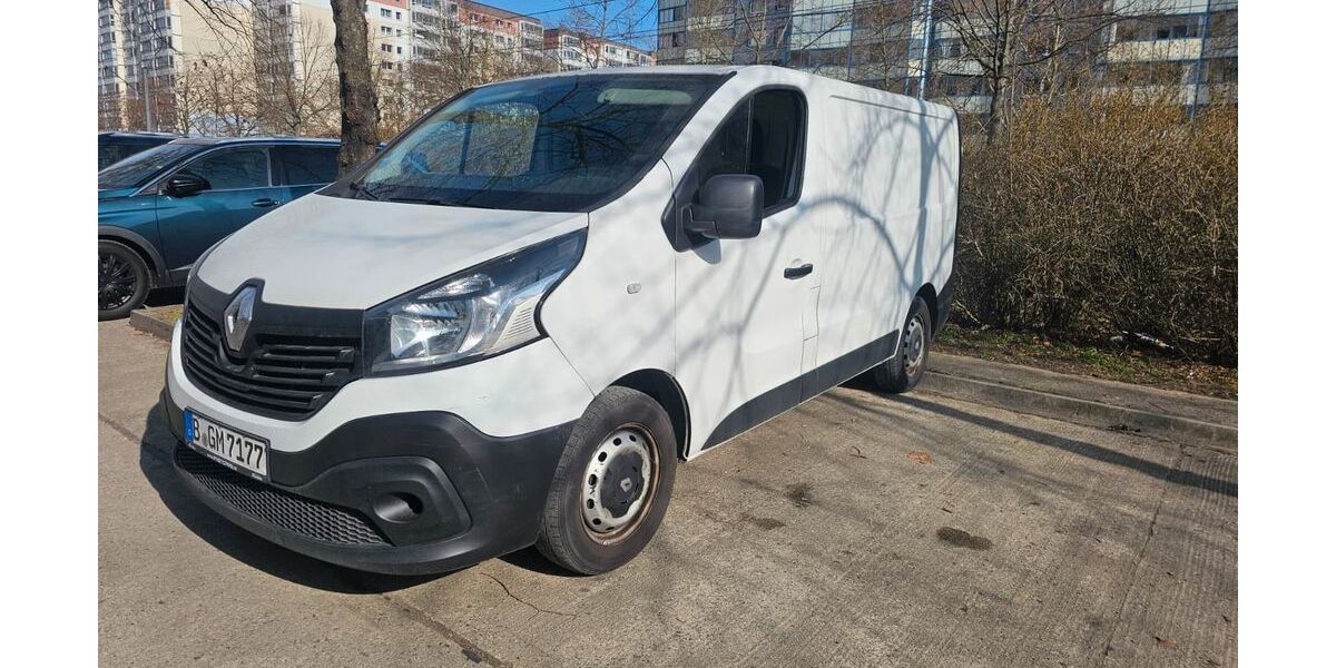 Renault Trafic 184.372 km 7.500 &euro; Berlin 13051