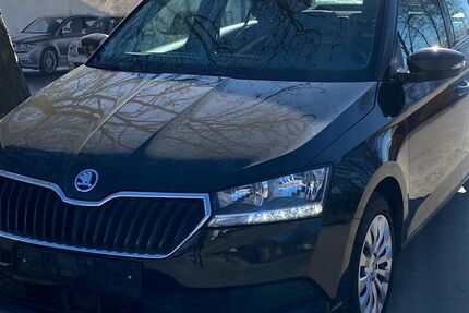 Skoda Fabia 89.976 km 10.900 &euro; Berlin 12681