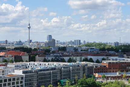 Wohnung Berlin Lichtenberg - 4 Zimmer, 97 m&sup2;, 1.650&euro; | Angebot:24952011