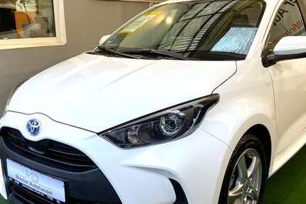 Toyota Yaris 11.000 km 18.950 € Berlin 10827