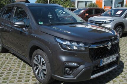 Suzuki (SX4) S-Cross 30.500 km 26.599 € Berlin 13053