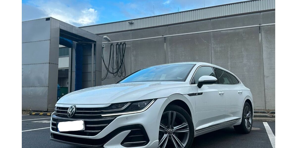 VW Arteon 178.000 km 18.900 &euro; Berlin 10627