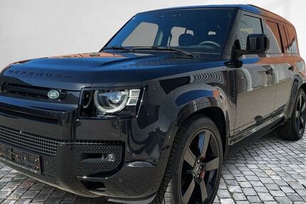 Land Rover Defender 6.243 km 104.951 &euro; Berlin 13581