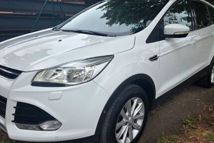 Ford Kuga 246.642 km 4.999 &euro; Mittenwalde 15749