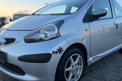Toyota Aygo (X) 123.000 km 1.299 &euro; Oberkrämer 16727