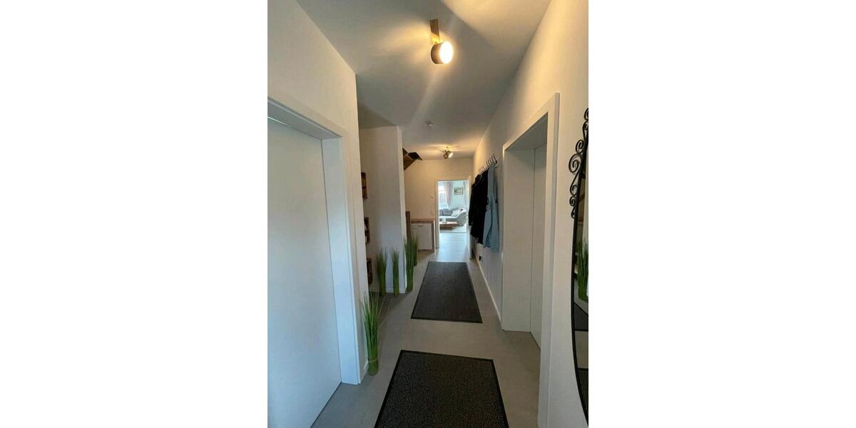 Doppelhaushälfte Ahrensfelde - 5 Zimmer, 158 m&sup2;, 2.350&euro; | Angebot:26126339