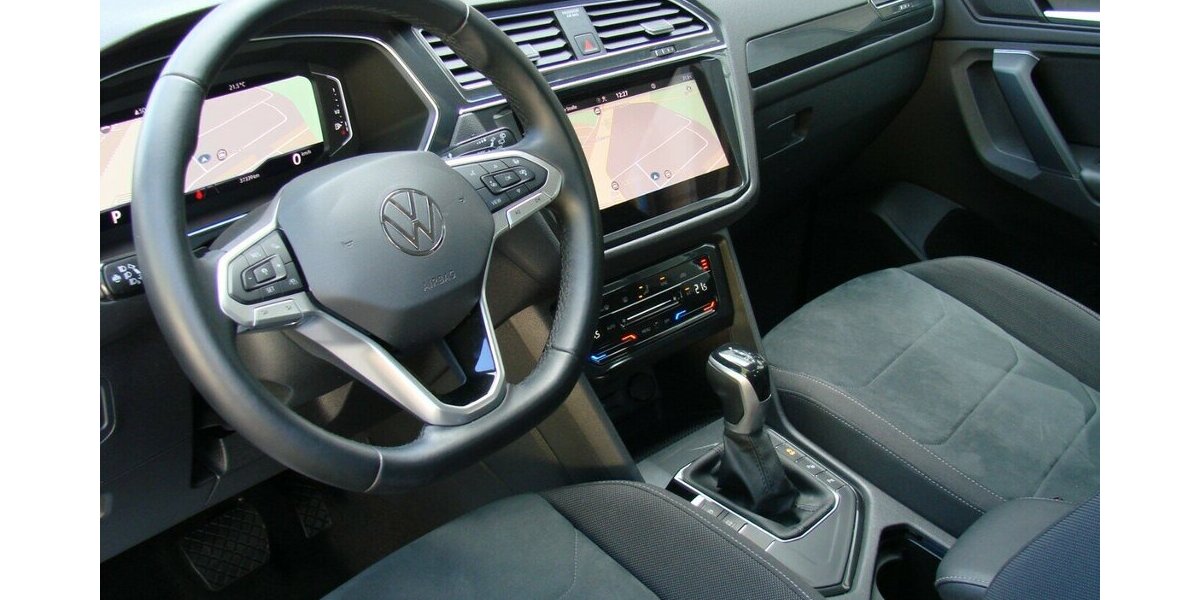VW Tiguan 1.5TSI Elegance IQ.DRIVE ACC Navi Kamera 37.339 km 29.980 &euro; Falkensee 14612