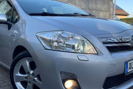 Toyota Auris 94.000 km 8.950 &euro; Berlin 12683