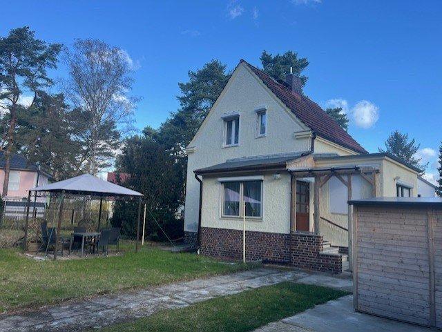 Einfamilienhaus Neuenhagen bei Berlin - 3 Zimmer, 90 m&sup2;, 1.800&euro; | Angebot:26356877