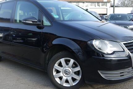 VW Touran 192.000 km 4.999 &euro; Berlin 12439