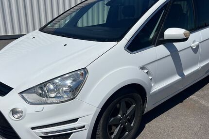 Ford S-Max 315.000 km 3.950 &euro; Berlin 12057