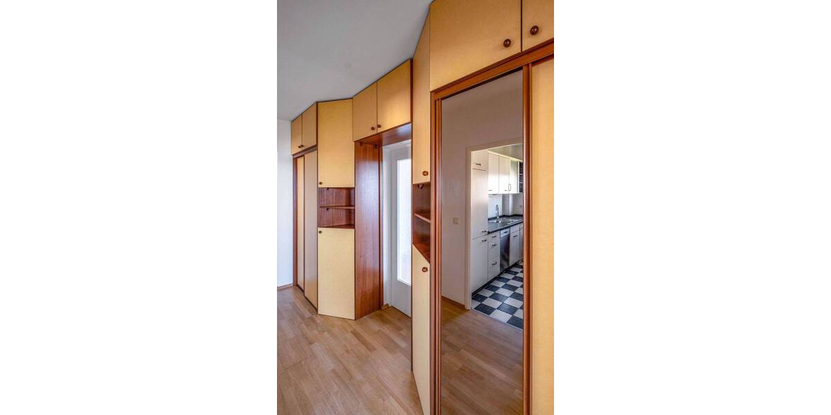Etagenwohnung Berlin Schöneberg - 2 Zimmer, 66 m&sup2;, 1.250&euro; | Angebot:26473431